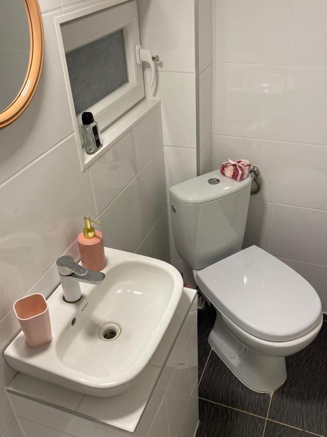 Stern Unterkunft Bis Zu 9 Betten Verfuegbar BRE Exterior photo